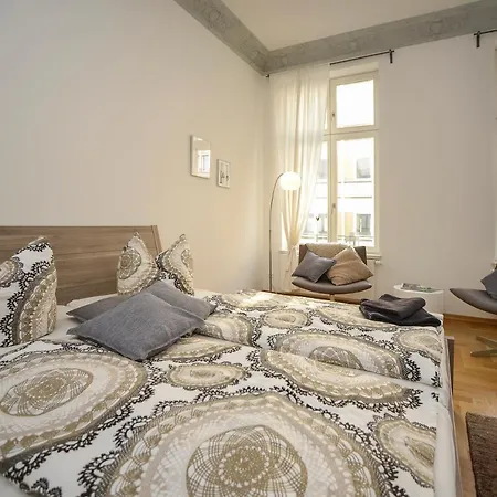 Kokon Apartment *